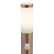 Venkovní svítidlo, ocel ve vzhledu dřeva, plast opál, IP44, senzor 90°, dosah 2-8m, Ø13cm, V:110cm, bez žárovky 1xE27, max. 15W 230V