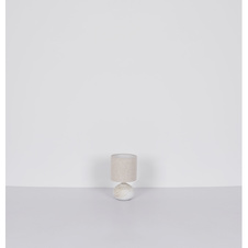 Stolní svítilna, keramika bílá, plast bílý, textil béžový, PVC kabel bílý, s vypínačem na kabelu, Ø17cm, V:28cm, délka kabelu 1200cm, bez žárovky 1x E14, max. 1200cm 40W 230V