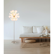 Stojací svítidlo, kov nikl matný, skleněné koule bílé, kabel PVC černý, vyínač na kabelu, ø:550mm, V:1550mm, délka kabelu 1800mm, skleněné koule ø:24x6cm, 24x10cm, bez žárovek 6x25W 230V