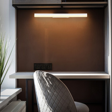 Nástěnné svítidlo, kov bílý, hliník bílý, akryl bílý, kolébkový vypínač na výrobku, fixace barev, 3000K nebo 6000K přepínatelné, ŠxV:600x40mm, H:60mm, včetně LED 12W 230V, 1400lm zdroj, 700lm výstup, změna farby svetla 3000/6000K