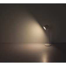 Nabíjecí stolní lampa, hliník/plast černý, satin., stříbrný, dotykové zapnutí/vypnutí/plynulé stmívání, paměť, aku CR18650 1500mAh 3,7V, doba nabíjení cca 2,5hod, doba svícení cca 5hod, DxŠxV:157x138x446mm, LED 6W 230V 12-230lm 3000/4000/6500K