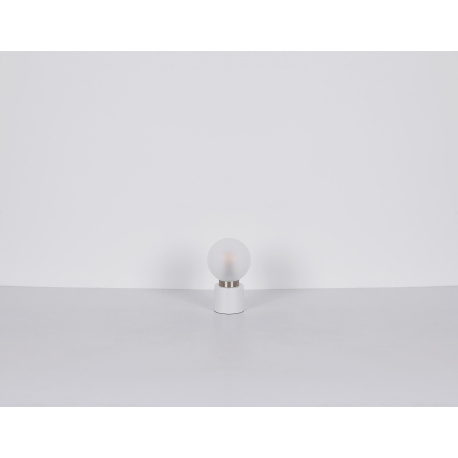 Stolní lampa, kov černý matný, kov mosaz, sklo kouřové, kolébkový vypínač na kabelu, Ø:150mm, V:245mm, délka kabelu 1500mm, bez žárovky 1xE14, max. 25W 230V