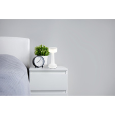 Nabíjecí stolní lampa, plast bílý, dotykové zapnutí/vypnutí, plynulé dotykové stmívání, aku CR18650 800mAh 3,7V, doba nabíjení cca 2 hod., ø:95mm, V:215mm, délka kabelu 1200mm, včetně LED 1W 230V, výstup 55lm, 2700/6500/4000K