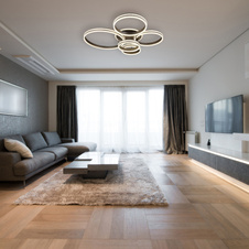 Stropní svítidlo, kov/hliník titan, akryl bílý, stmívatelné, několik úrovní pomocí nástěnného vypínače, paměť, dál.ovládání, DxŠxV:114x91x21,5cm, průměr kruhů: 2x30cm, 2x40cm,1x60cm, LED 120W 230V, zdroj 1265-12580lm, výstup 545-4900lm, CCT2700-6000K