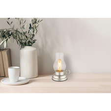 Dekorativní svítidlo, plast šampaň mat, čiré sklo, plast jantar, dotykový stmívač, bez adaptéru, USB-A 2.0 - USB-C, baterie CR18650 1200mAh 3,7V, svítí při nabíjení, DxŠxVxH: 125x107x175mm, kabel 1000mm, LED 1W 230V, zdroj 80lm, výkon 65lm, 2700K