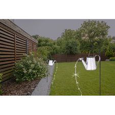 Solární svítidlo kov stříbrno-šedý, kov černý, plast čirý, vypínač, součástí balení baterie AA 300mAh 1,2V, IP44, konev s hrotem na zapíchnutí do země, LED blikání, DxŠxV:300x170x1120mm, vč.80x LED 0,06W 3V, 4500K