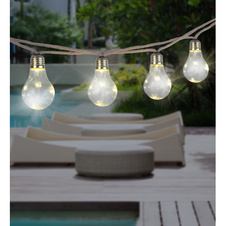 Solární světelný řetěz, plast jantarový, hnědý, vypínač, součástí balení dobíjecí baterie AA 600mAh 1,2V, IP44, DxŠxV:5700x60x106mm, vzdálenost mezi LED 300mm, počet žárovek 10, délka přívodního kabelu 3000mm, vč. LED 0,06W 3,2V, 3200K