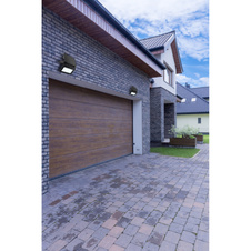 Solární svítidlo, kov/plast černý/bílý, čiré sklo, vypínač, paměť, baterie. CR18650 2200mAh 3,7V, IP65, 3 úrovně jasu 100-50-20%, nabíjí se cca 6-8h, svítí cca 10h, ŠxV:14,3x15,5cm, AL:110cm, LED 8W 5V, výkon 200-1000lm, CCT 3000/4000/6500K.