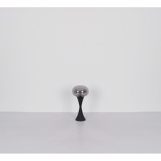 Stolní lampa, černý matný kov, kouřové sklo, černý PVC kabel, kolébkový vypínač na kabelu, ø: 180mm, V: 369mm, délka kabelu 1500mm, bez žárovky 1xE14, max. 25W 230V