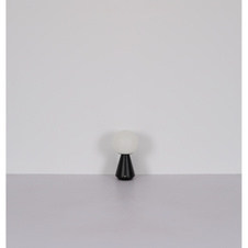 Stolní lampa, kov nikl, bílý akryl, bílý PVC kabel 800 mm, dotykový spínač, plynulá regulace stmívání, fixace barev, paměťová funkce, bez adaptéru, USB-A 2.0 - USB-C, IP41, ø: 120 mm, V: 235 mm, LED 1,5W 230V, výkon 140 lm, CCT 3000/6500/4500K