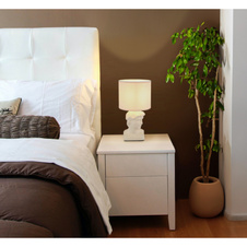 Stolní lampa, keramická kari, textil kari, PVC kabel bílý, kolébkový vypínač na kabelu, ø: 175mm, V: 330mm, délka kabelu 1300mm, bez žárovky 1xE14, max. 40W 230V