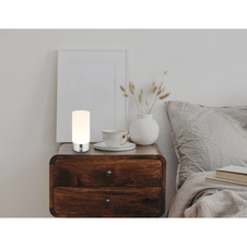 Stolní lampa, kov nikl, bílý plast, bílý PVC kabel, dotykový spínač a stmívač, RGB měnič barev a fixace barev, bez adaptéru, USB-C - USB-C, IP44, ø: 88mm, V: 190mm, délka kabelu 1000mm, včetně RGBW LED 1,8W 230V, výkon 100lm, barva 2900K.