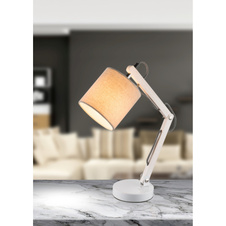 Stolní svítidlo, bílý kov, světlé dřevo, béžová textílie, kabel 1,5m, vypínač, ŠxV: 318x355, bez žárovky 1xE14, max. 25W 230V.