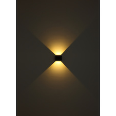 Solární svítidlo plast černý, plast čirý, vypínač, směr svícení nahoru a dolů, stínítkem lze nastavit světelný kužel, součástí balení baterie CR18650 1300mAh 3,7V, IP54, ŠxVxH:154x99x96mm, včetně LED 6W 3,2V, 70lm zdroj, 40lm výstup, 3000K