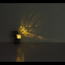 Solární svítidlo, plast šedý matný, skleněná koule čirá s efektem prasklého skla, vypínač, baterie AAA 300mAh 1,2V, IP44, drak, DxŠxVxH:19x13,5x27,5cm, včetně LED 0,024W 3V 3000K