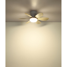 Stropní ventilátor, kov bílý matný, plast písková matná, stmívatelný, více rychlostí pomocí nástěnného vypínače, pamět, dálkové ovládání, 35m², 2 směry otáčení, Ø:51cm, V:16,5cm, LED 5W 230V, zdroj 70-560lm, výstup 40-350 lm, CCT 2700-6500K