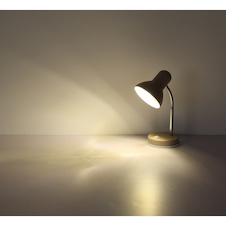 Stolní lampa, kov pískové barvy, chrom, bílá, bílý PVC kabel, kolébkový vypínač na lampě, flexibilní, DxŠxV:21,5x12,5x35cm, délka kabelu 150cm, bez žárovky 1x E27, Max. 40W 230V
