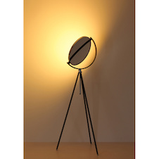Stojací lampa, černý kov a hliník, bílý plast, zrcadlový plast, paměť, nastavitelná výška, dálkové ovládání, Ø:67,5m, V:170cm, včetně LED 24W 230V, 2400lm zdroj, 1040lm výstup, změna barvy světla 2700-6500K
