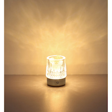 Stolní lampa, matný stříbrný plast, průhledný plast s křišťálovým efektem, bílé ozdobné kamínky, dotykové zap/vyp/stmívač, bez adaptéru, s USB kabelem, CR18650 1200mAh 3.7V, dárková krabička, Ø:8cm, V:10,5cm, LED 1W, zdroj 110lm, výstup 95lm, 3000K