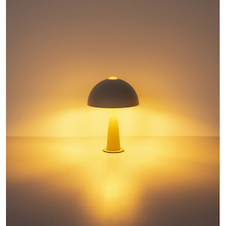Stolní lampa z kovu v matné pískové barvě, kabel z černého PVC, kolébkový vypínač na kabelu, ø: 200 mm, V: 285 mm, délka kabelu 1500 mm, bez žárovky 1xE14, max. 25W 230V