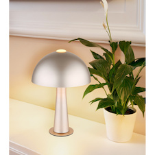 Stolní lampa z kovu v matné cappuccino barvě, kabel z černého PVC, kolébkový vypínač na kabelu, ø: 200 mm, V: 285 mm, délka kabelu 1500 mm, bez žárovky 1xE14, max. 25W 230V